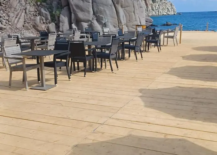Casa Del Porticciolo Di Capraia