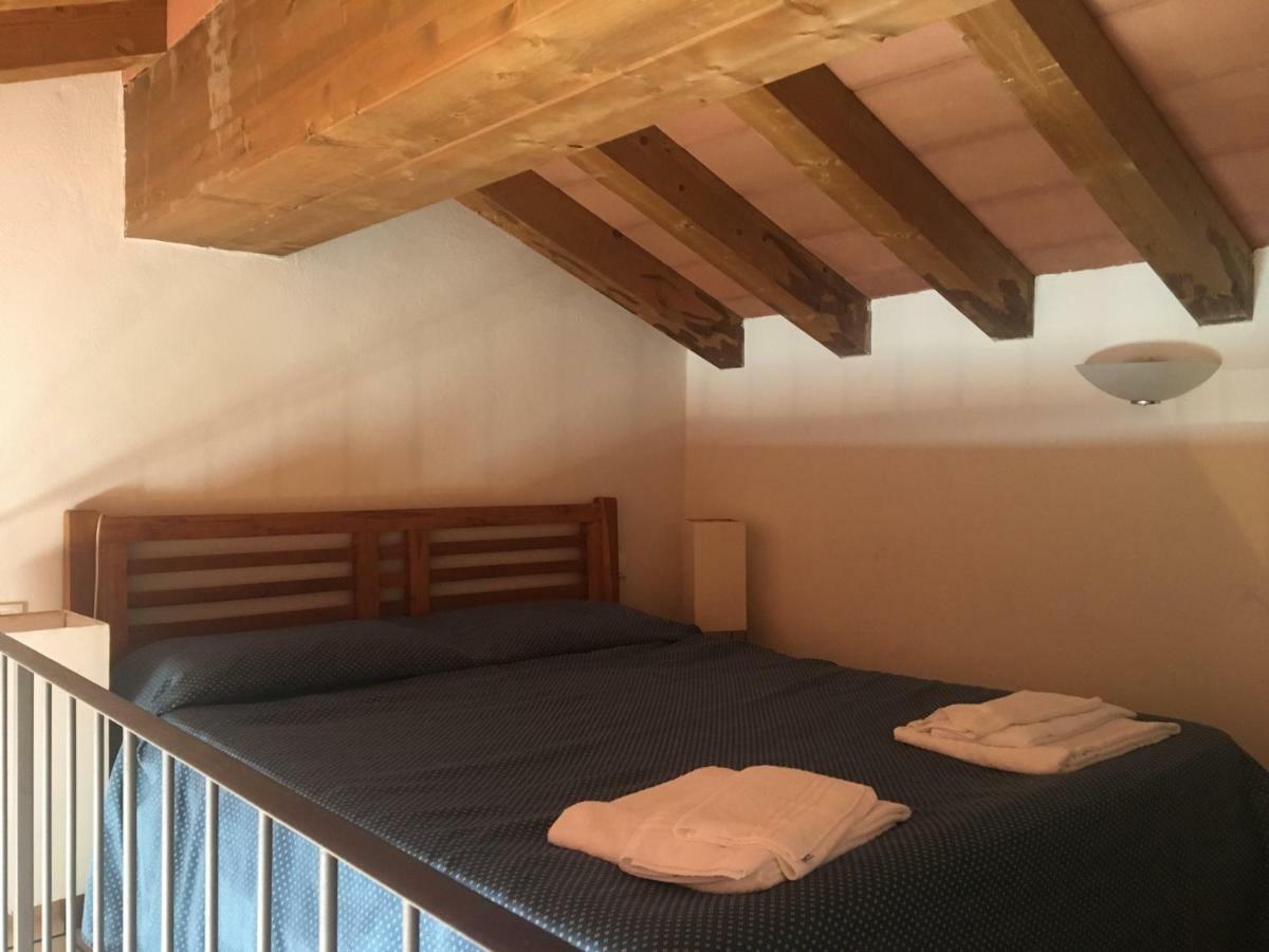 Casa Del Porticciolo Di Capraia